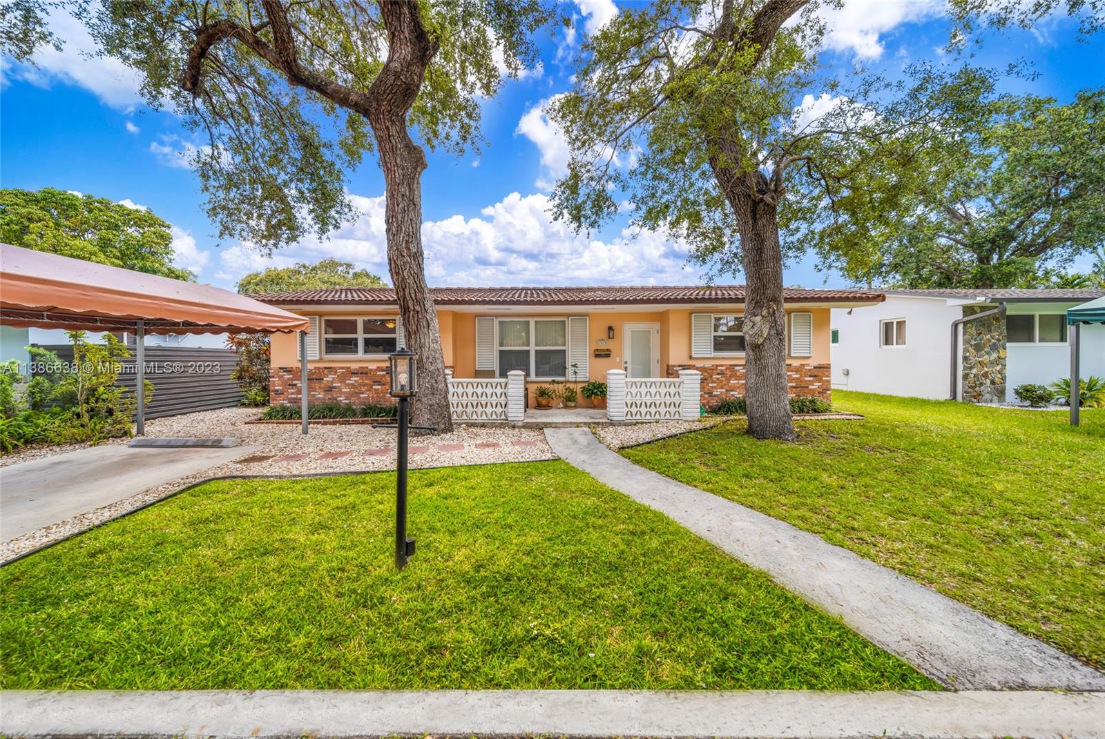 2375 NE 184th Ter  For Sale A11386638, FL