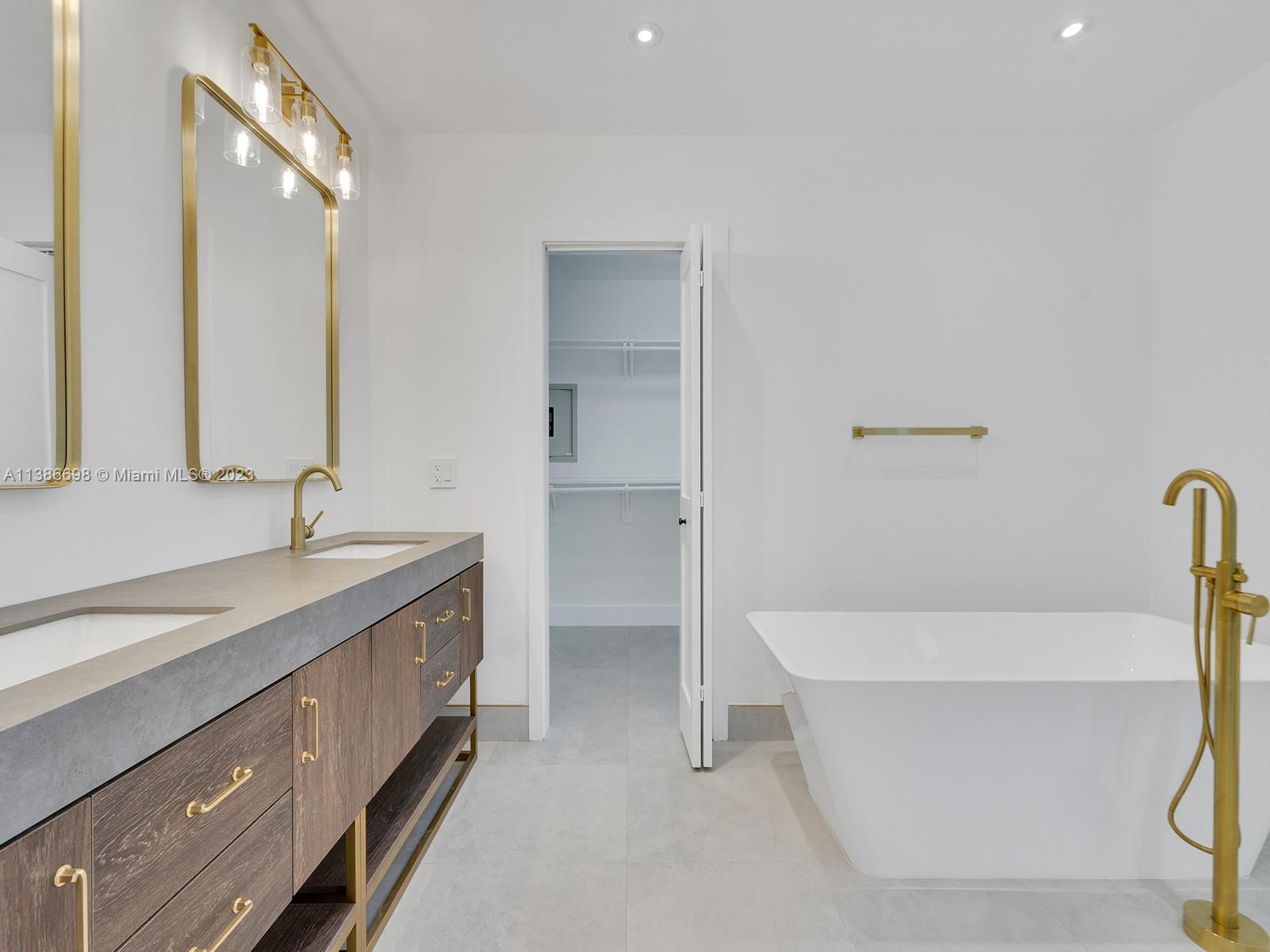 Master Bath