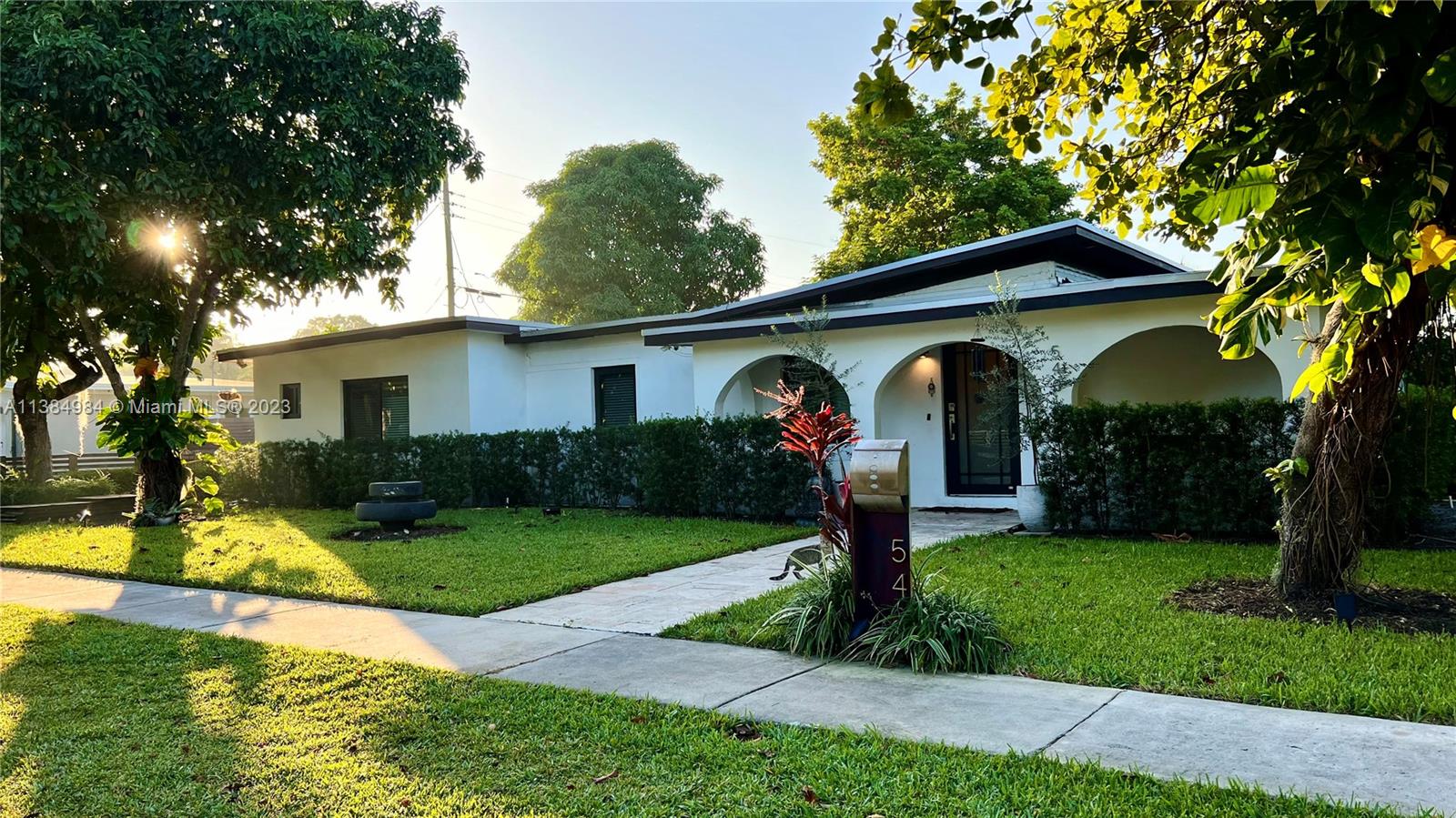 540 NW 139th Ter, North Miami, FL 33168