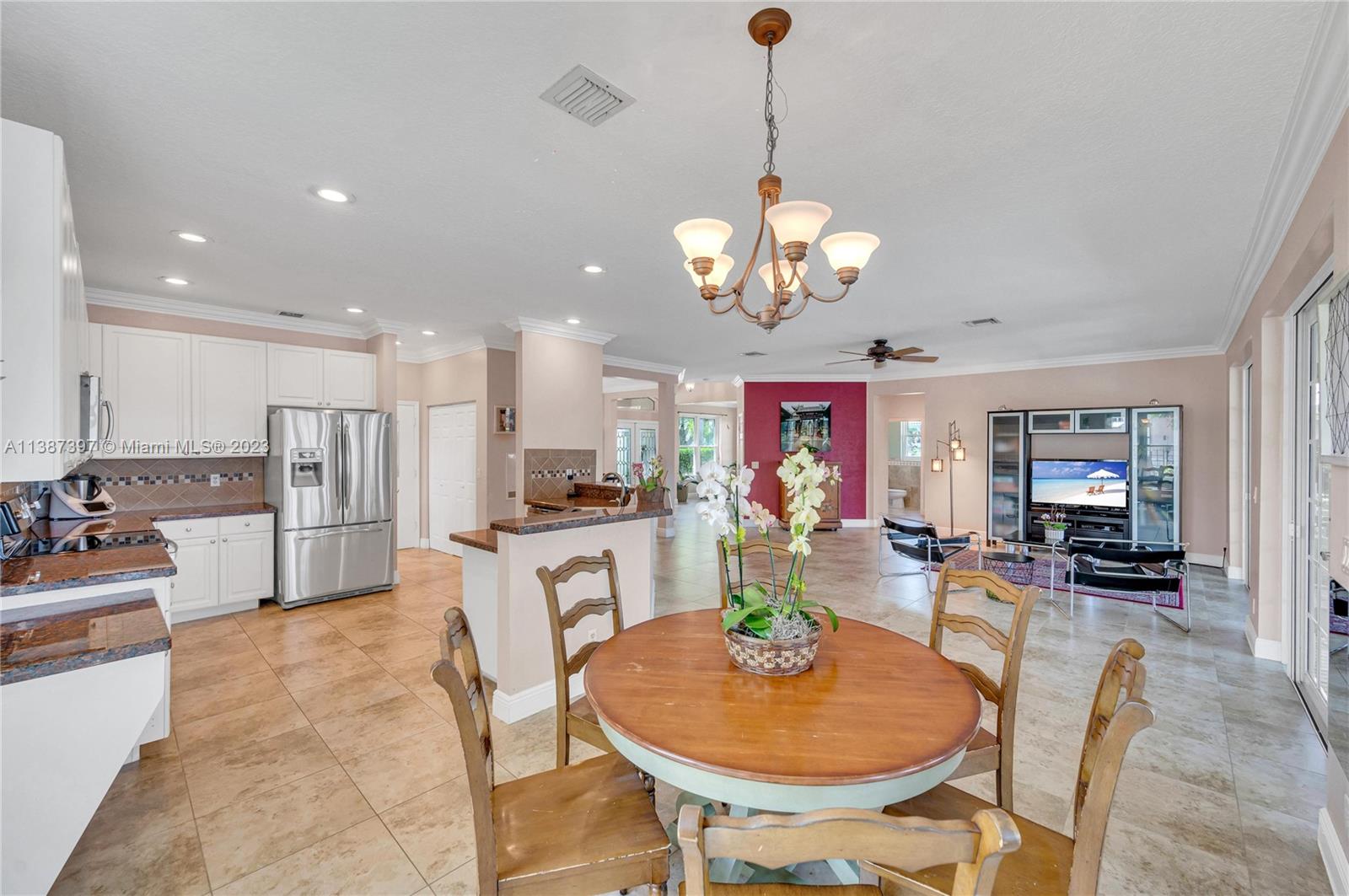 Listing Photo 21