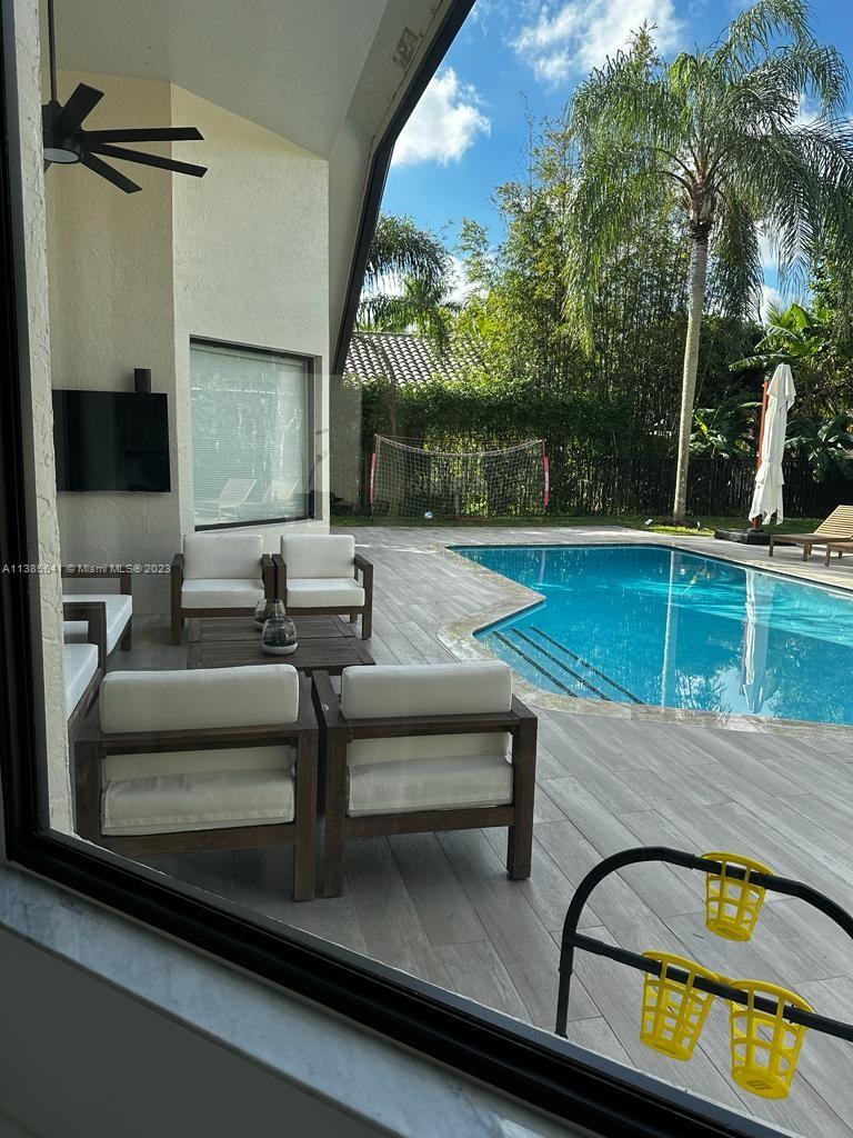 1222 Jasmine Cir, Weston, FL 33326