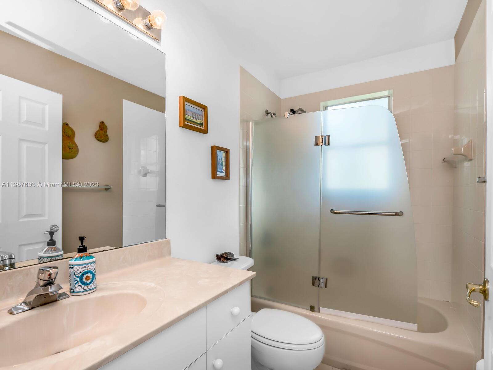 Listing Photo 19