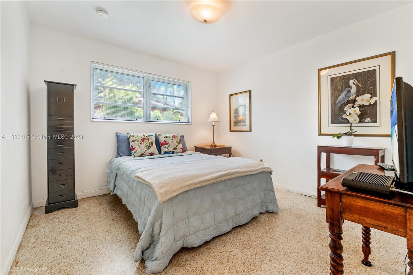 Listing Photo 10