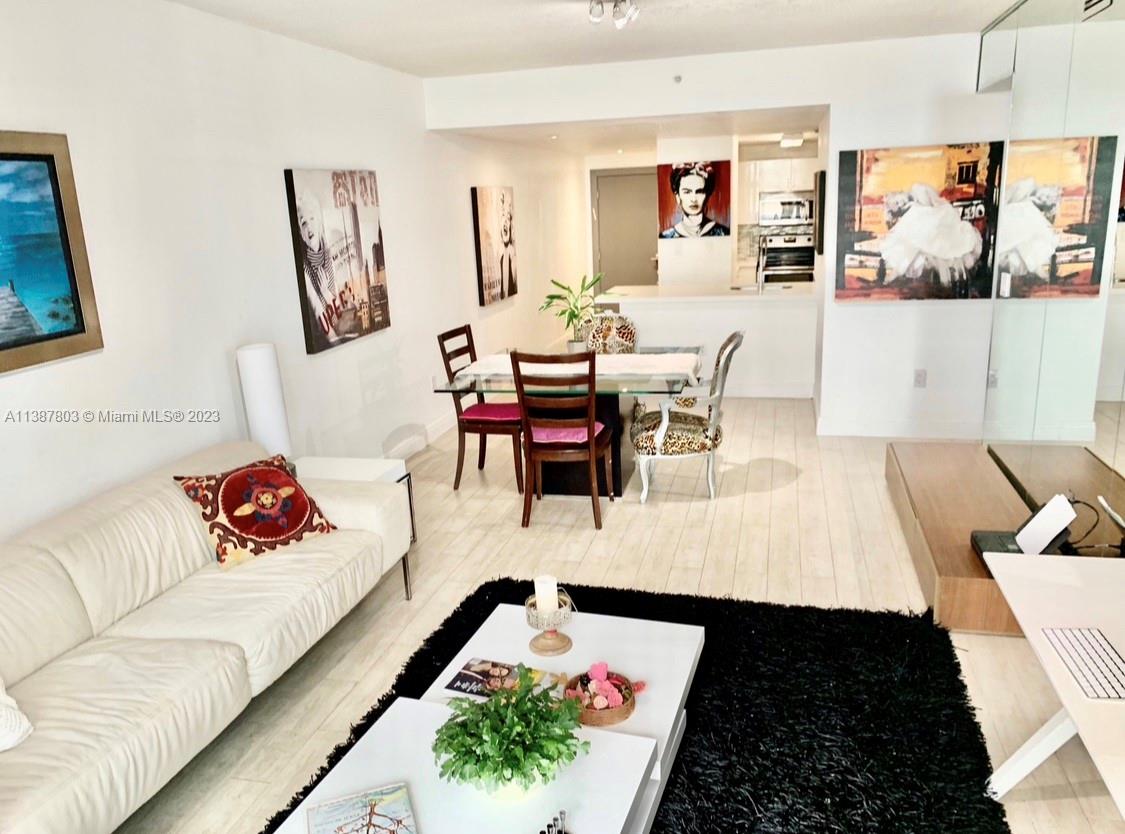 Photo MLS A11387803