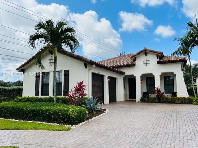 8507 NW 39th Ct, Cooper City, FL 33024