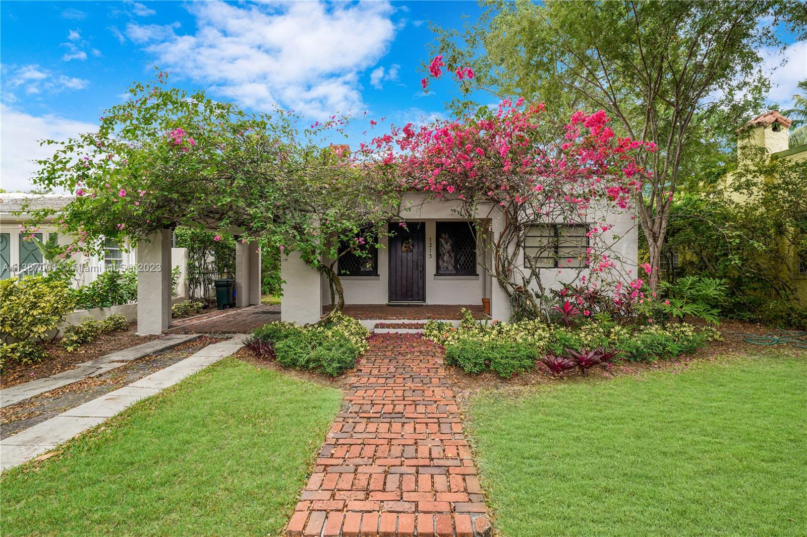 1213  Aguila Ave  For Sale A11387001, FL