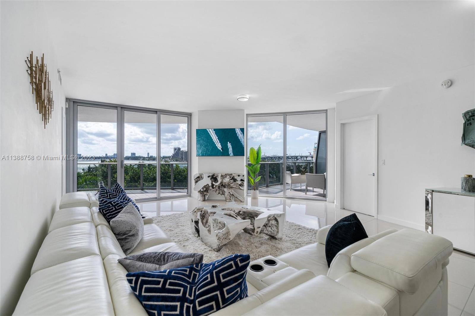 Photo 1 of Aria on the Bay Aria Apt 408 in Miami - MLS A11388758