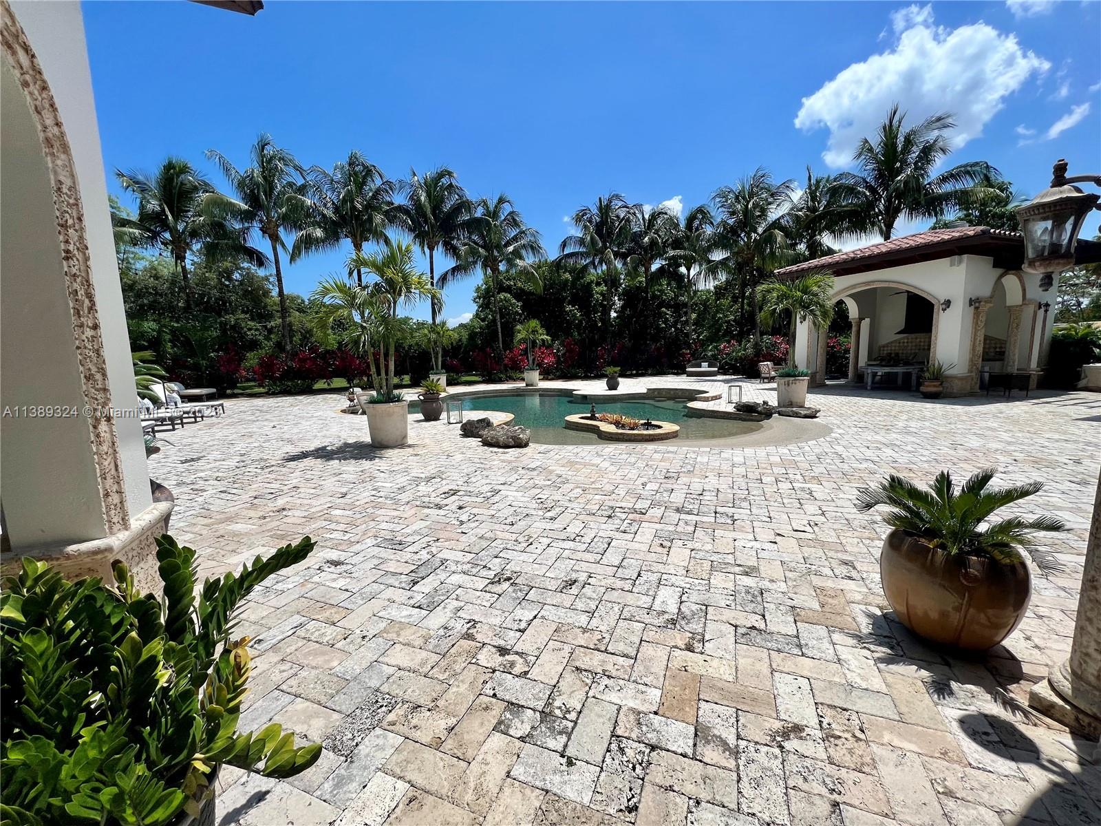 Listing Photo 32