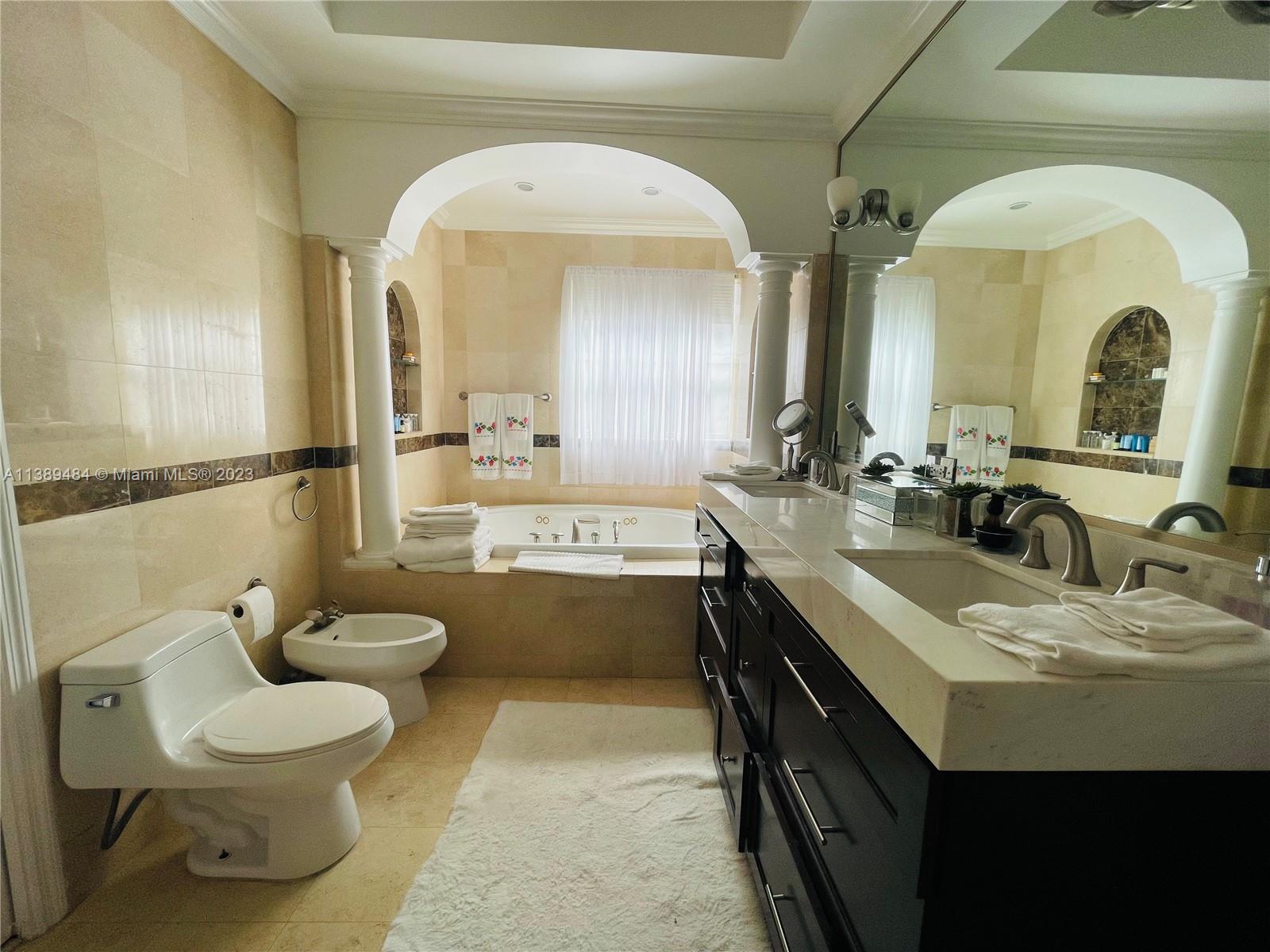 Listing Photo 17
