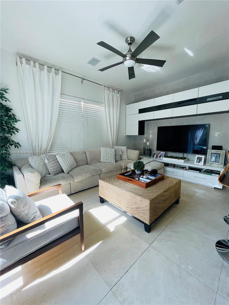 Listing Photo 24