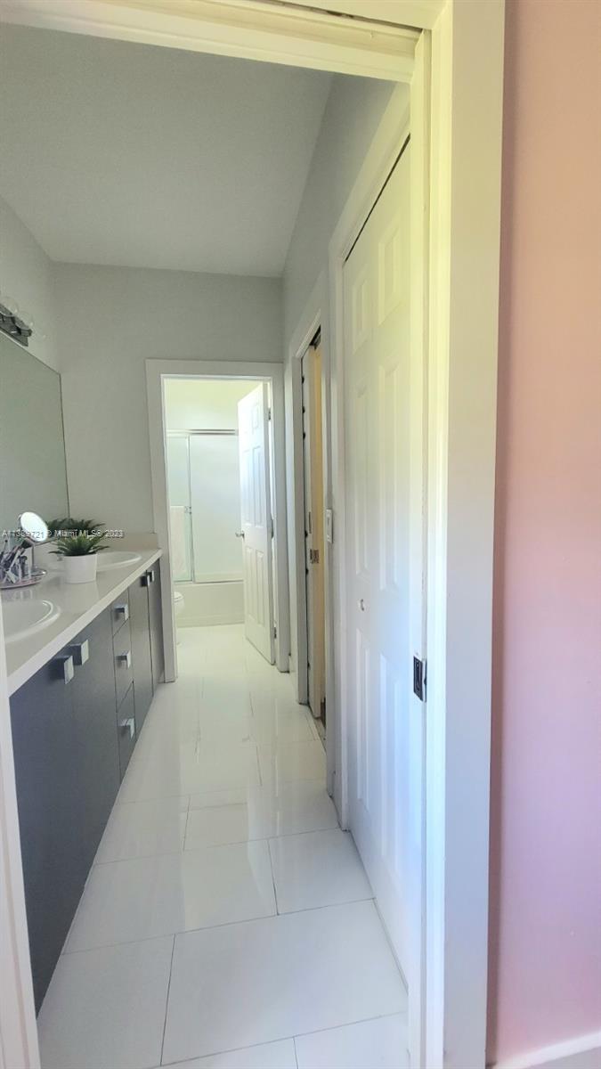 Listing Photo 34