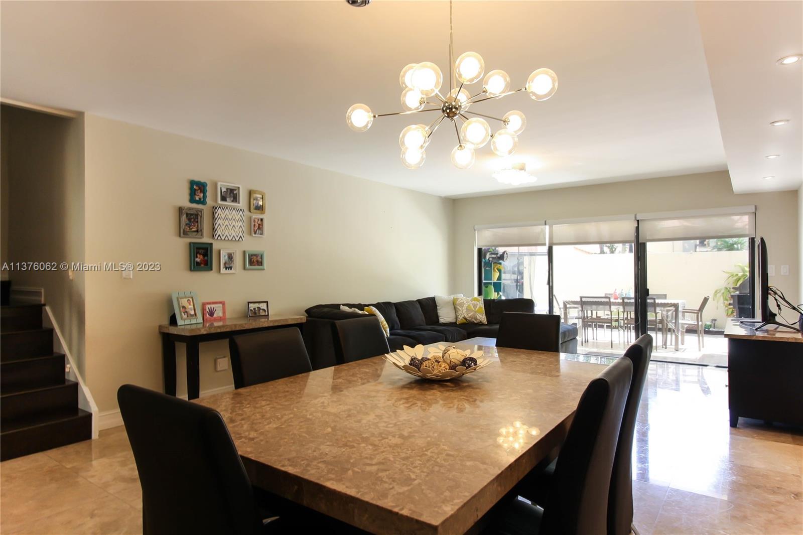 3501 Magellan Cir 638, Aventura, FL 33180