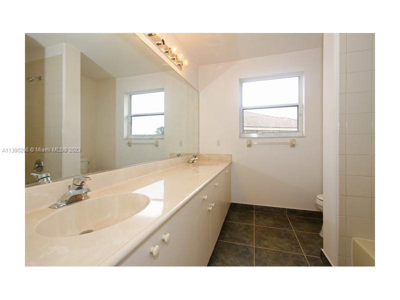 Listing Photo 34