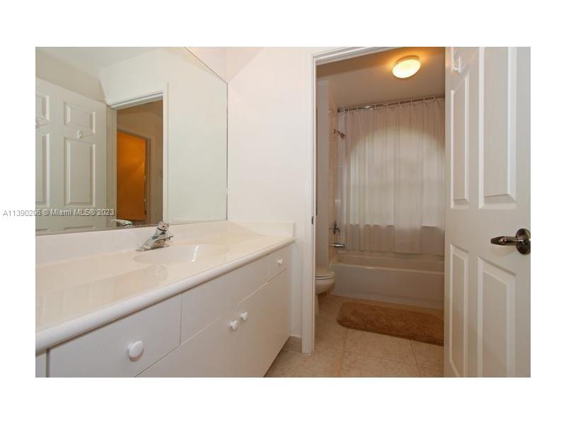 Listing Photo 37