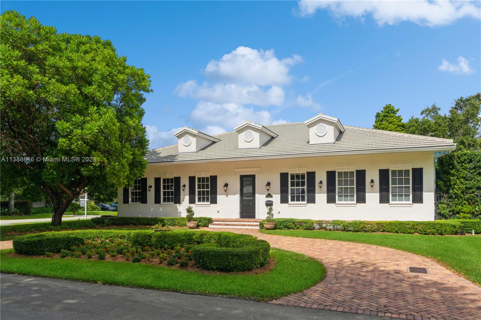 5449 SW 86 Street  For Sale A11388816, FL