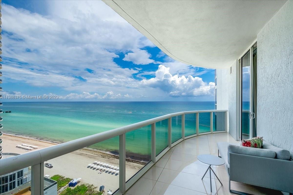 Photo 1 of Trump Towers III Apt 1502 in Sunny Isles Beach - MLS A11388375