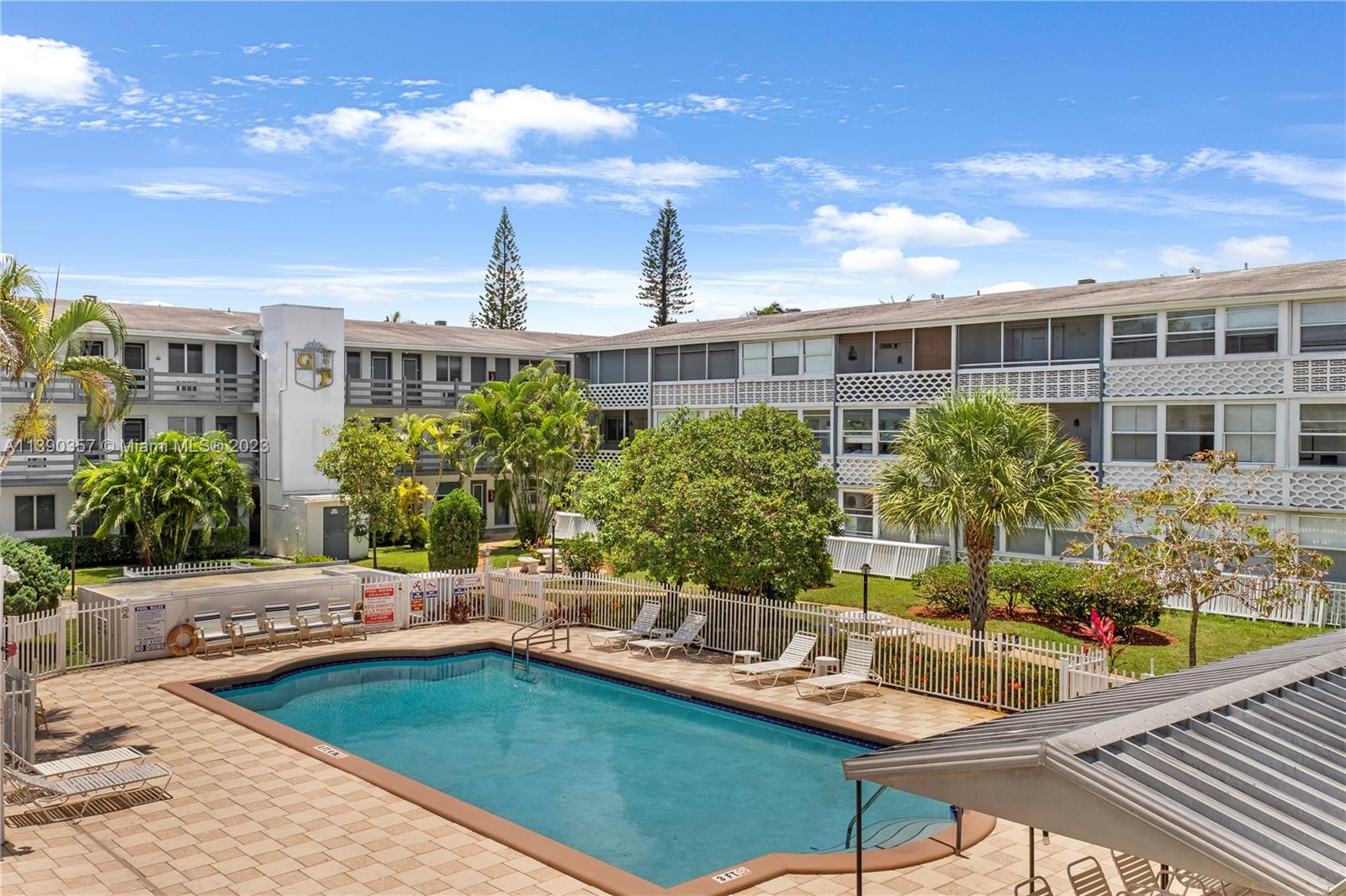 15600 NE 6th Ave #29A For Sale A11390357, FL