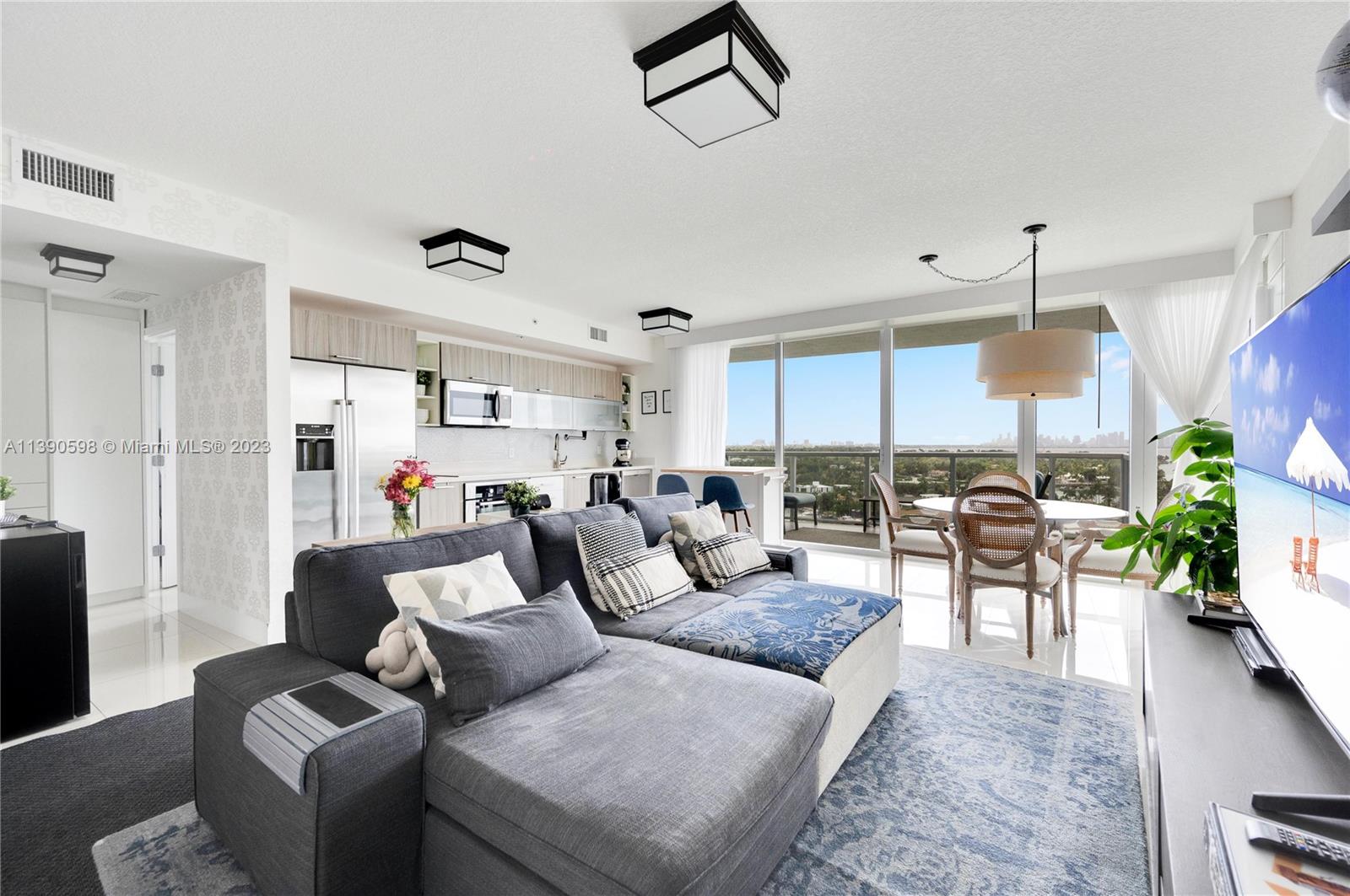 Photo 1 of Eden House Apt 1507 in Miami Beach - MLS A11390598
