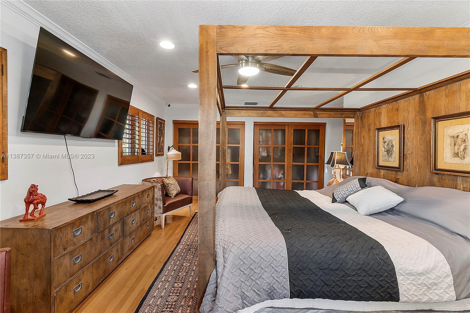 Main bedroom