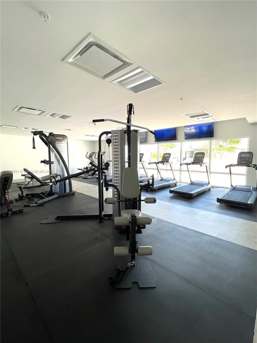 Photo 8 of Gran Doral 1 Condo Apt 316 in Doral - MLS A11390994