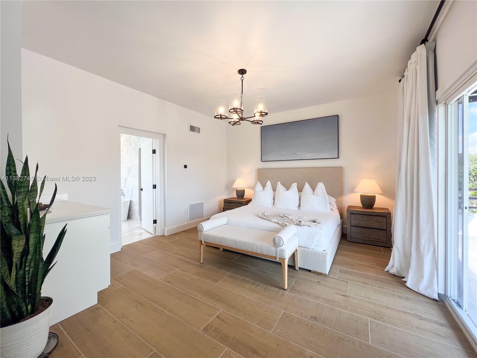 Listing Photo 21
