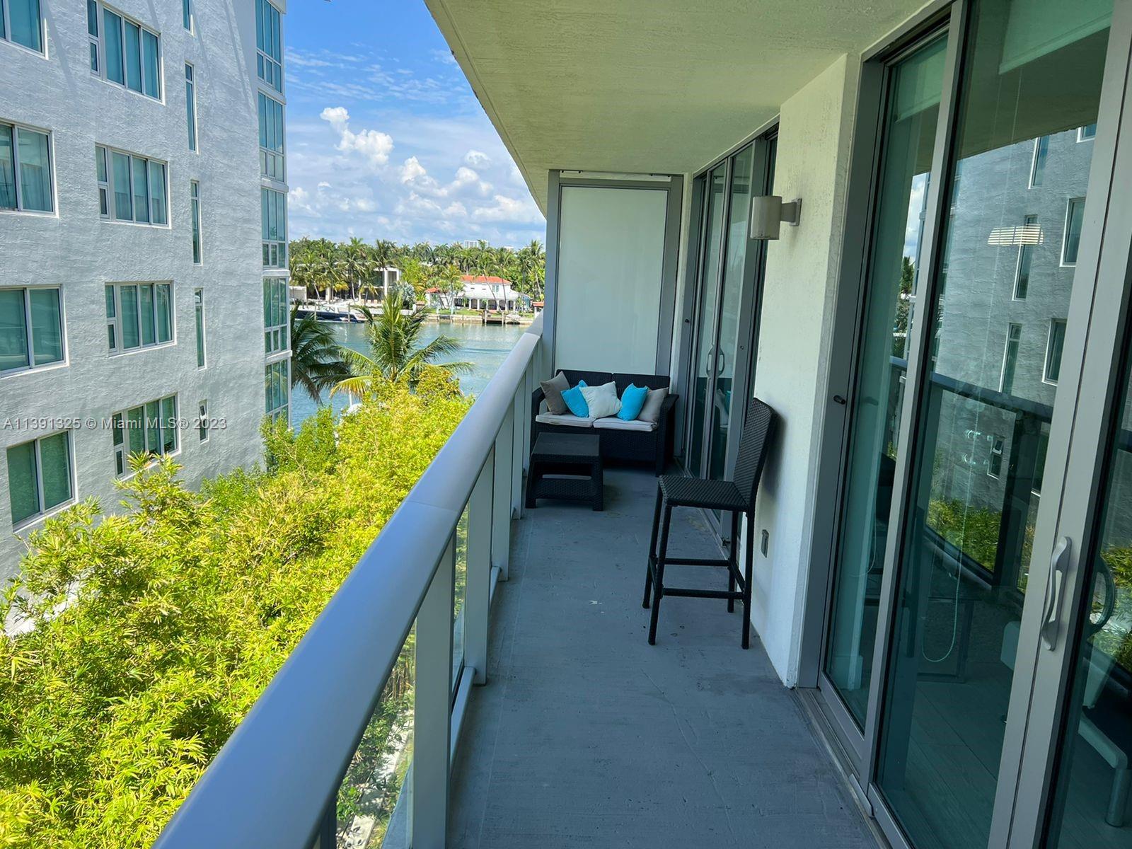 VACANT! Spectacular 1 bed t1-1 bath OPEN FLOOR PLAN LOFT STYLE- Bedroom OPENS into living room with ample walking closet. Huge balcony with partial bay views.