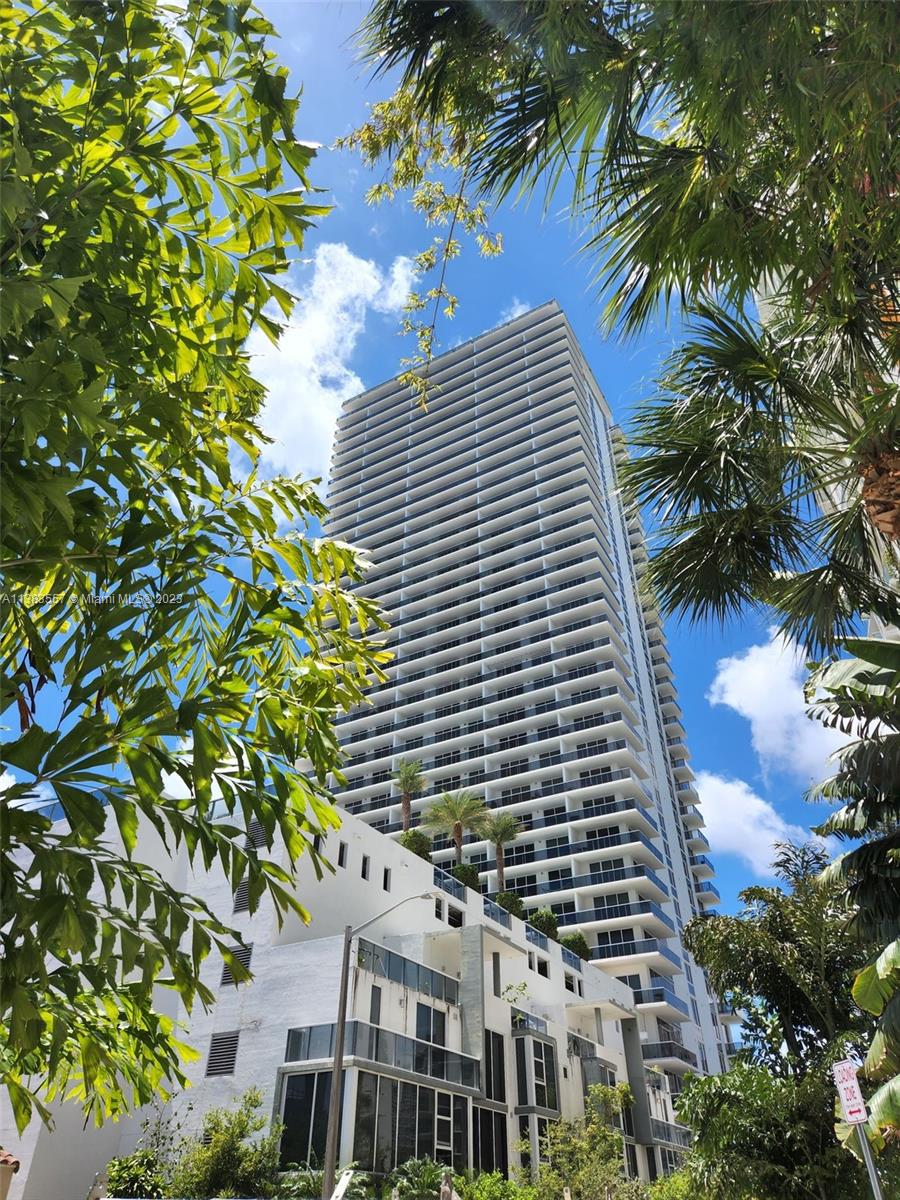 600 NE 27th St 3303, Miami, FL 33137