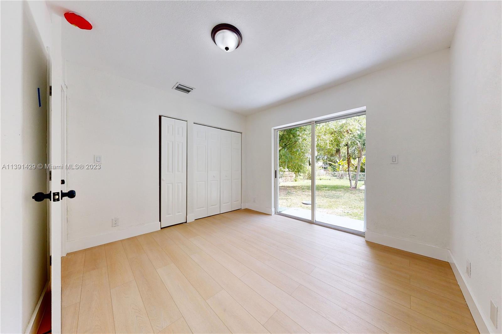 Listing Photo 20