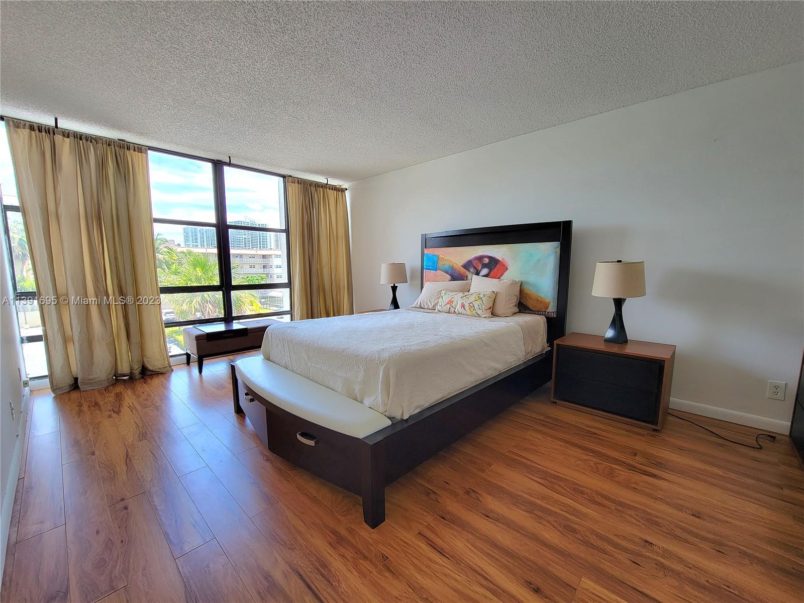 Listing Photo 21