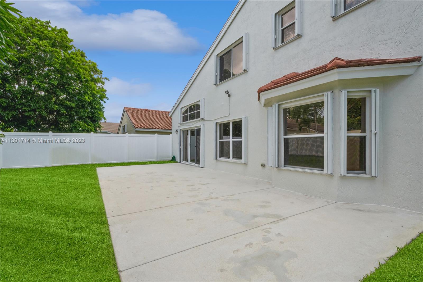 Listing Photo 33