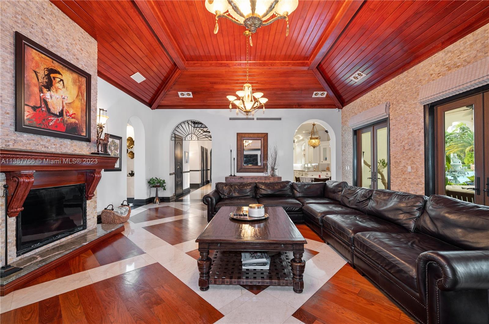 Listing Photo 17