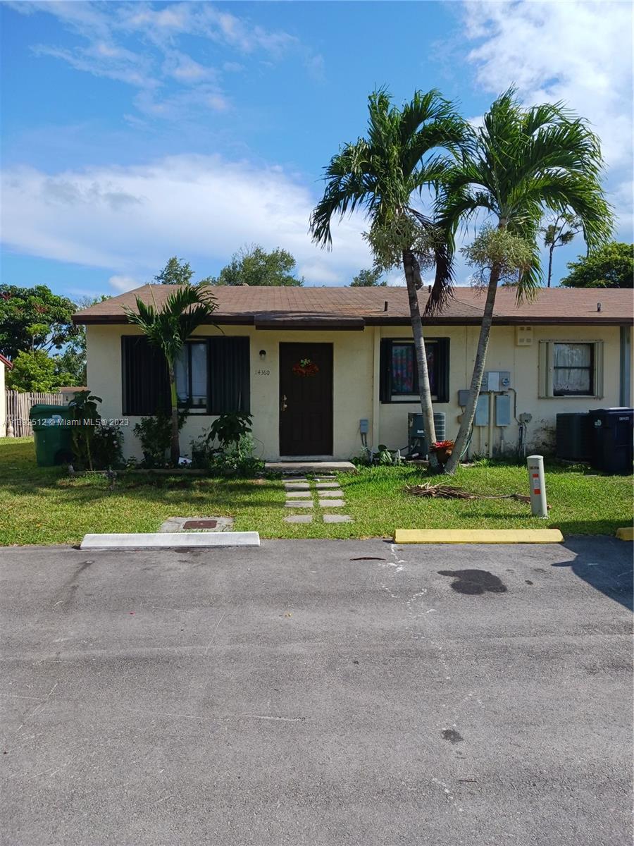 Beautiful corner townhouse,  tile floors, new kitchen, new bathrooms, private fenced backyard. Close to US1 and Turnpike. Only 1st month rent and security deposit moves you in.