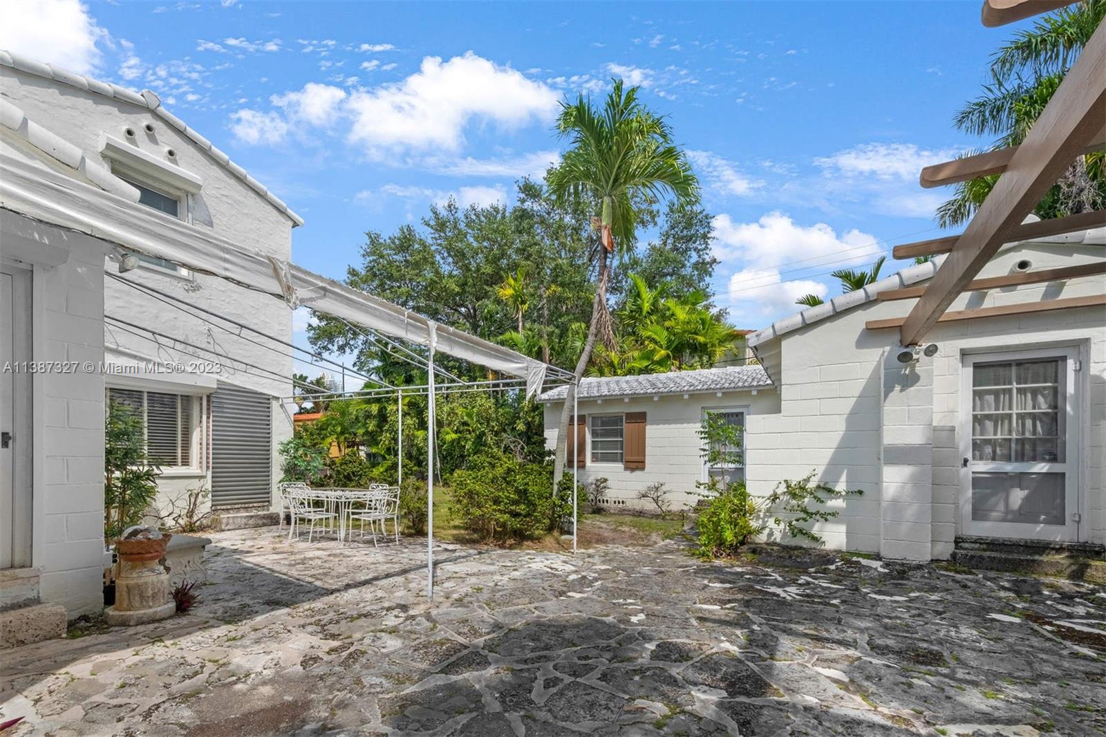 Listing Photo 15