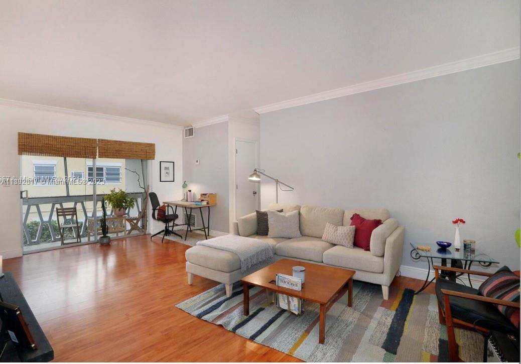 95  Edgewater Dr #202 For Sale A11392817, FL