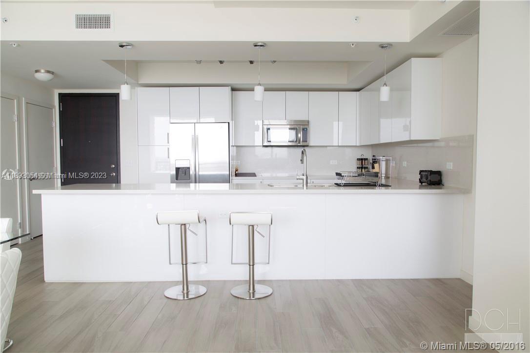 999 SW 1st Ave 2112, Miami, FL 33130
