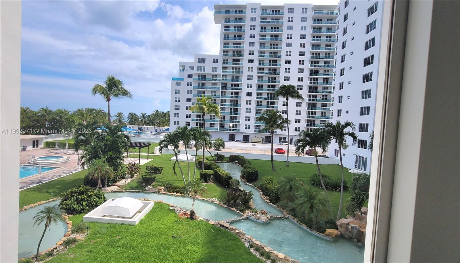5005  Collins Ave #318 For Sale A11392971, FL
