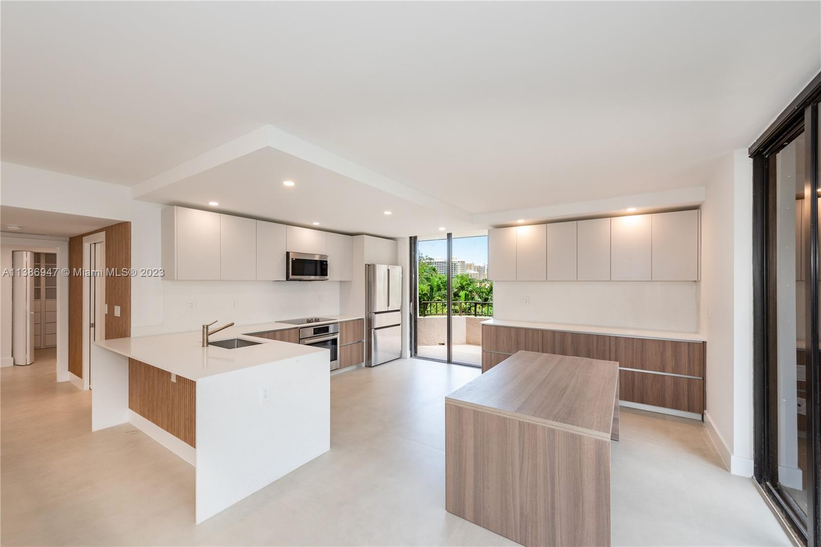 Photo 2 of Key Colony IV Apt 302 in Key Biscayne - MLS A11386947