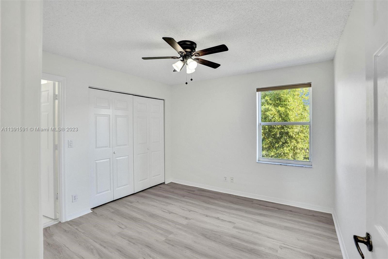 Listing Photo 34