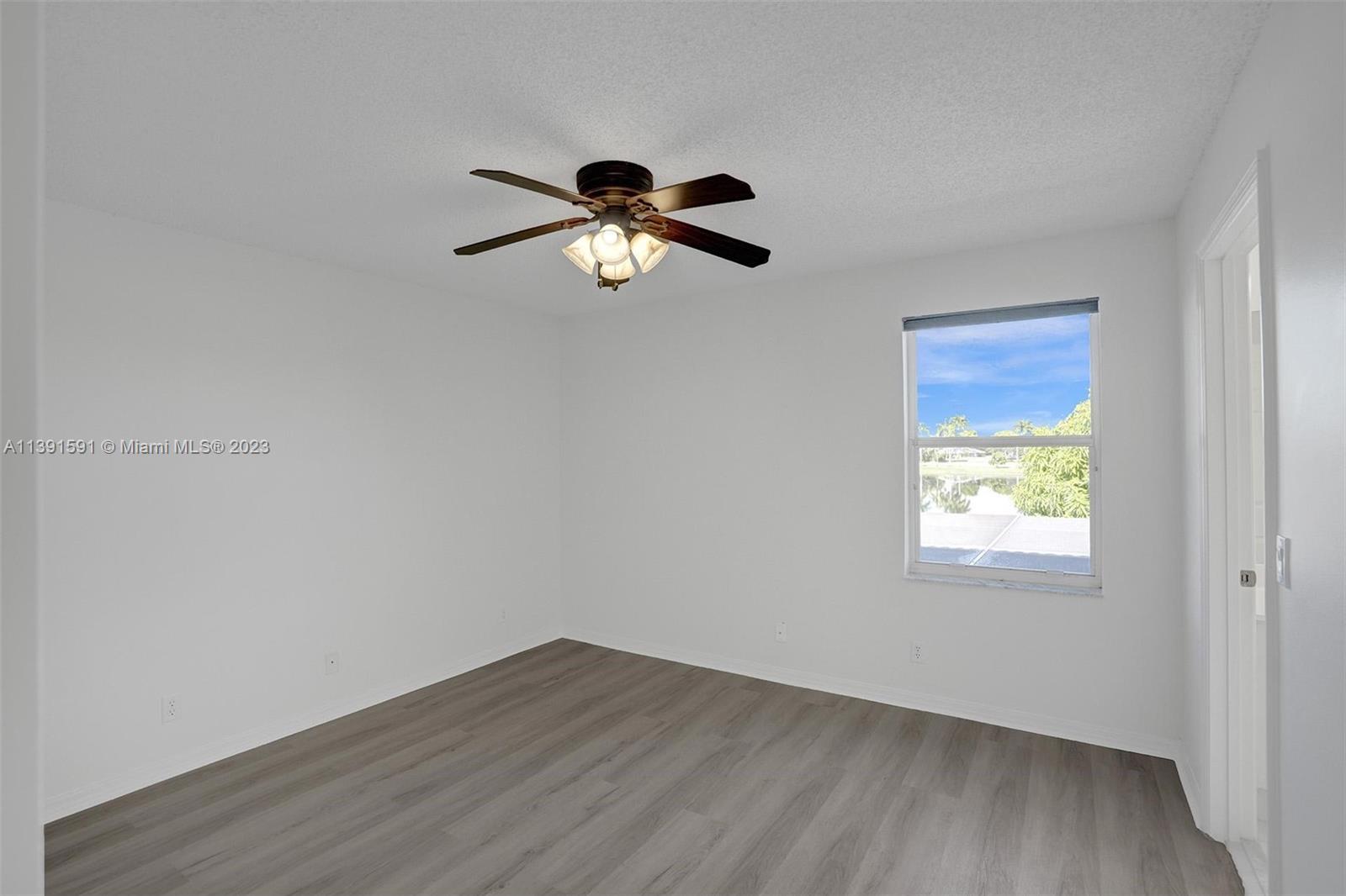 Listing Photo 43