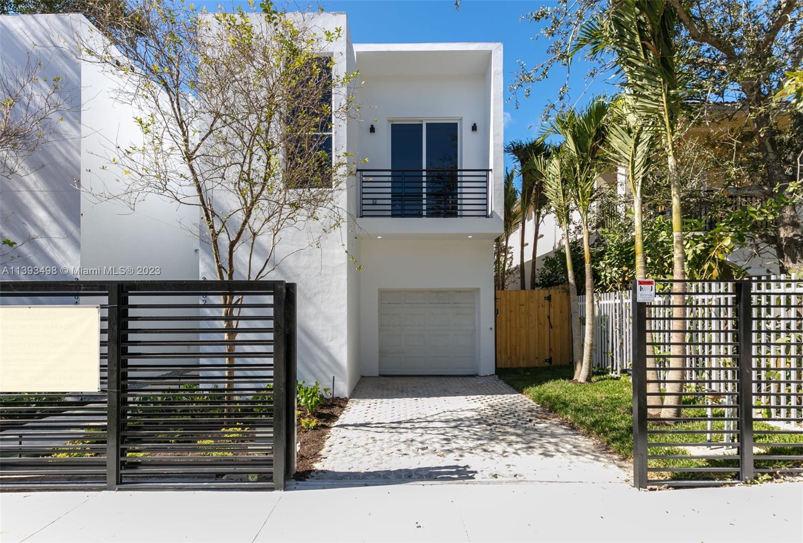 Casa Azzura Coconut Grove brings a tropical modern new construction luxury townhome designed by renowned architect Mario Bocaranda to Coconut Grove. 3 bedroom residence spans 2,574 SF complete with a landscaped outdoors with oversized plunge pool, cabana bath and summer kitchen. Downstairs features large living/ dining area, garage, half bath and modern kitchen. Upstairs features 3 en-suite bedrooms, each with walk-in closets. Lavish master-bath features a floating ceramic tub, walk-in shower and double vanity. Project was completed in December 2022. Never lived in home is perfect for the new family or investor to rent short or long-term, allowing tenants easy access to Coconut Grove, Coral Gables, University of Miami and Brickell. Homes can be purchased individually or as a package.