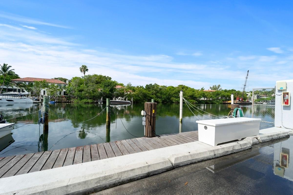 Welcome! to 100 Edgewater Dr unit 329. This beautiful 2/2 En suite located on the gables waterway, Offers 1,250 sqft of renovated living space. With "an up to 40' boat slip!" This unit is an absolute must see