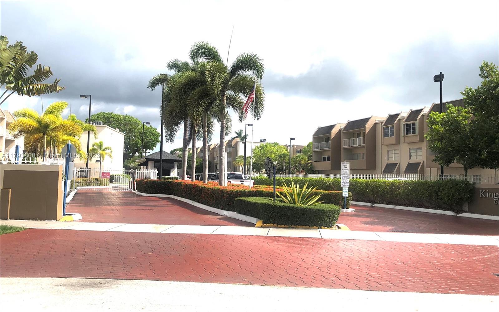 7785 SW 86th St #E-414 For Sale A11393808, FL