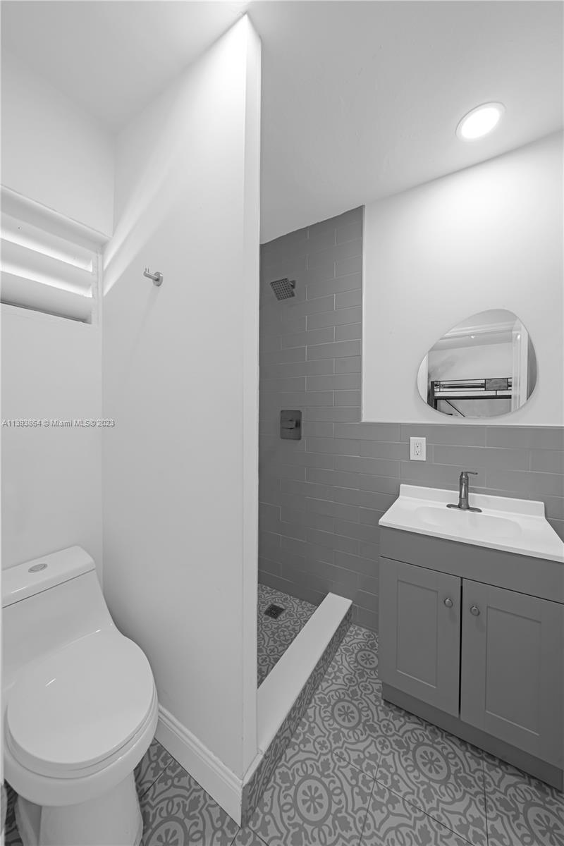 Listing Photo 24