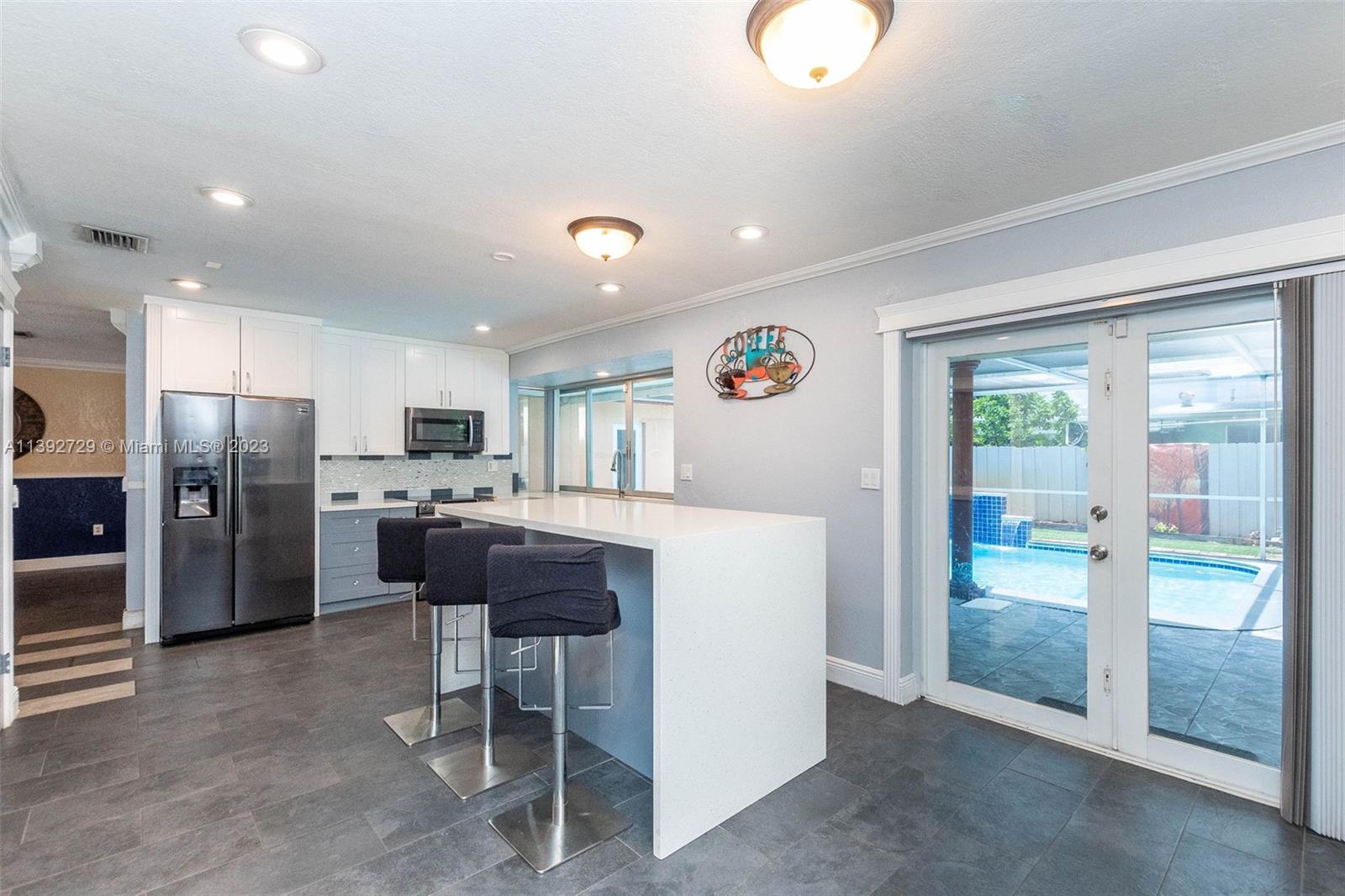 7612  Embassy Blvd  For Sale A11392729, FL