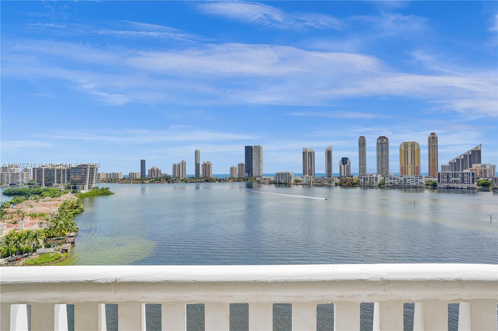 3000 Island Blvd 1406, Aventura, FL 33160