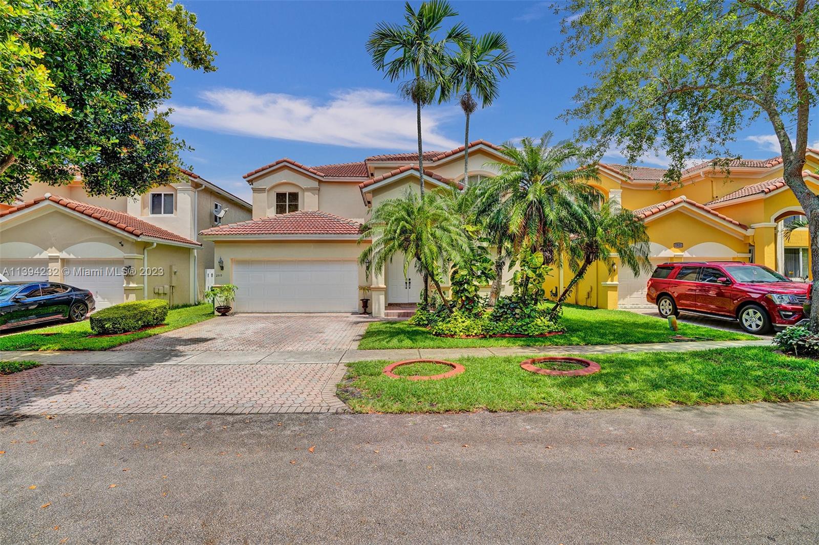 2313 SW 126th Ave  For Sale A11394232, FL