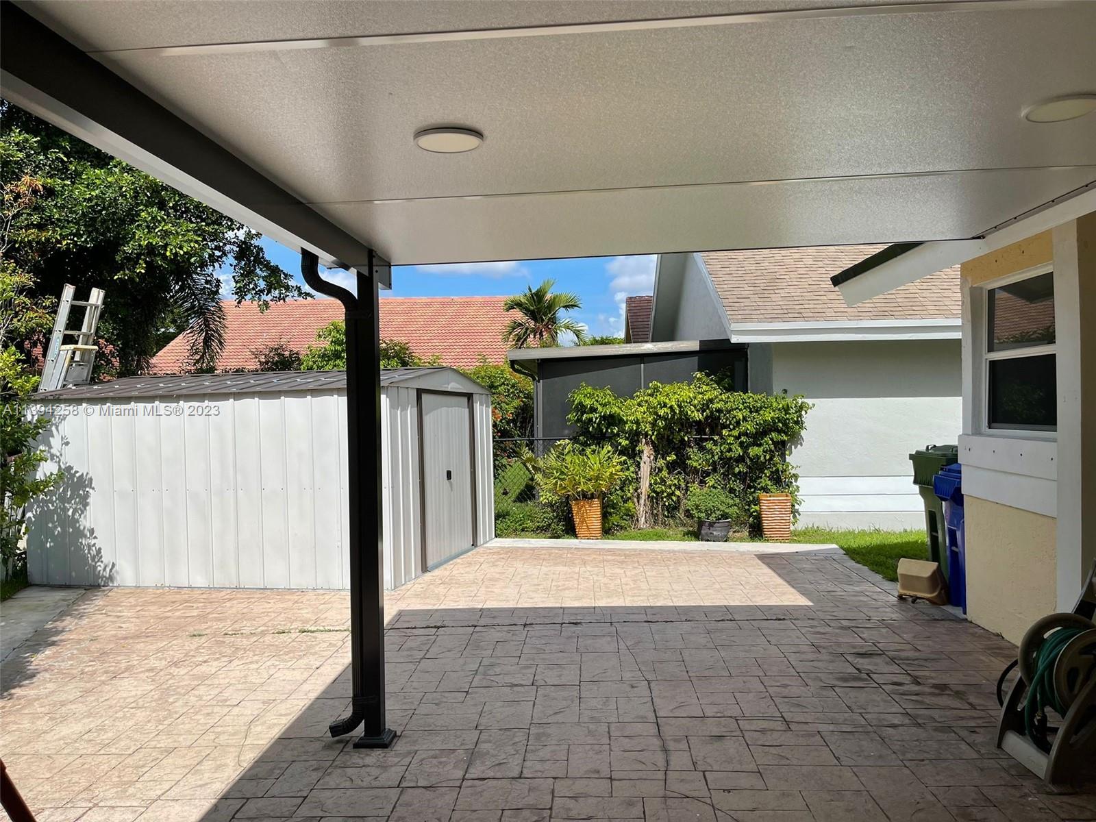 Listing Photo 5