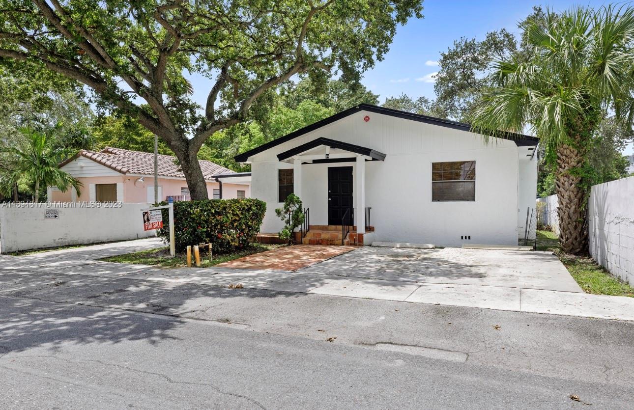 16 SE 18th St  For Sale A11394817, FL