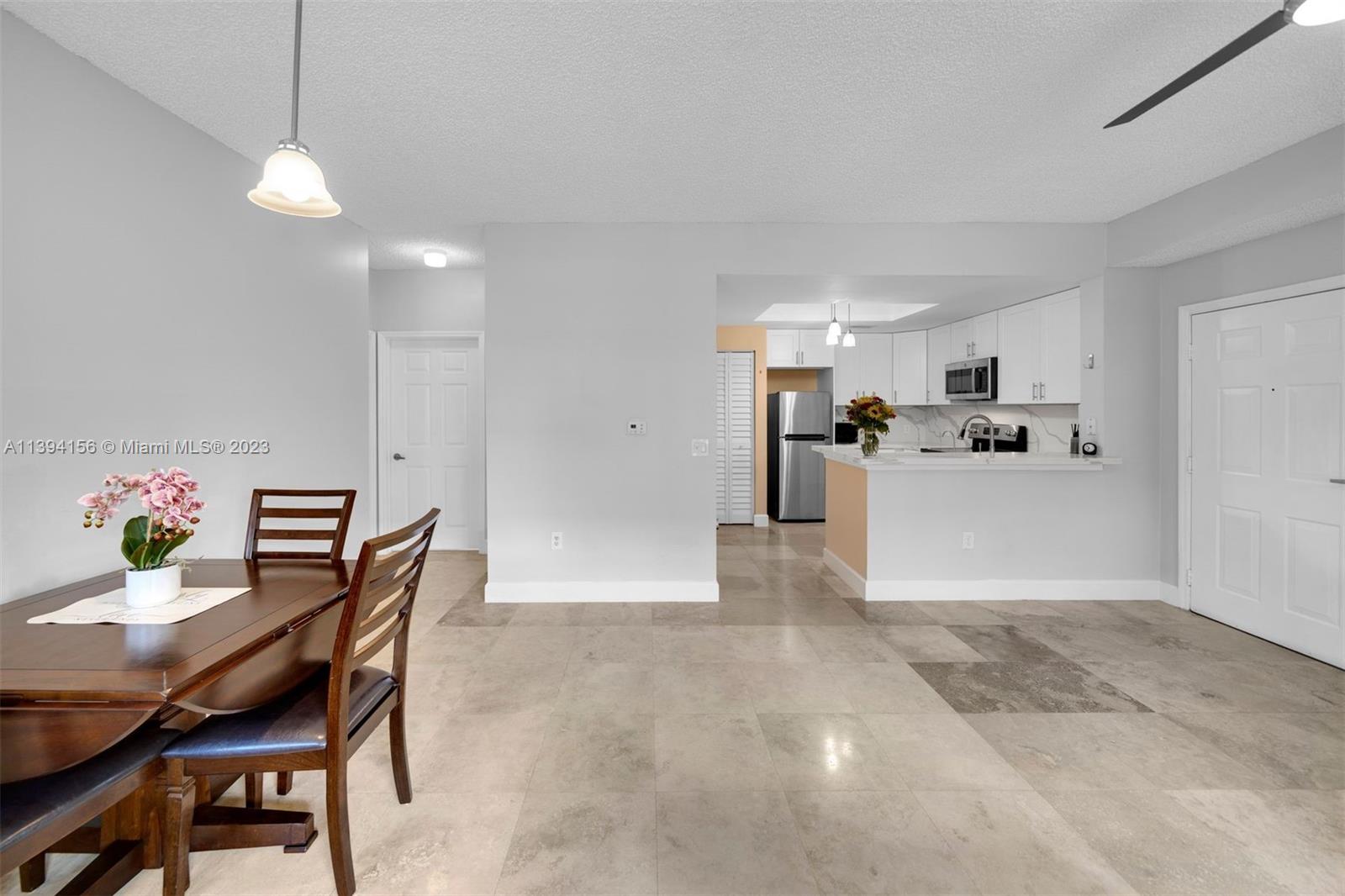 2015 SE 10th Ave #125 For Sale A11394156, FL