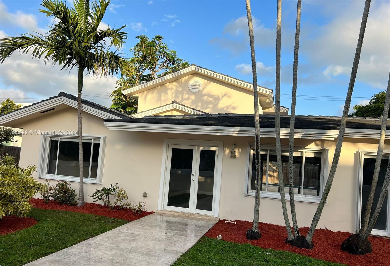 675  Allendale Rd  For Sale A11395099, FL